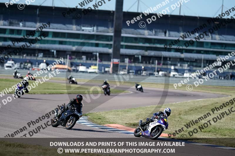 Rockingham no limits trackday;enduro digital images;event digital images;eventdigitalimages;no limits trackdays;peter wileman photography;racing digital images;rockingham raceway northamptonshire;rockingham trackday photographs;trackday digital images;trackday photos